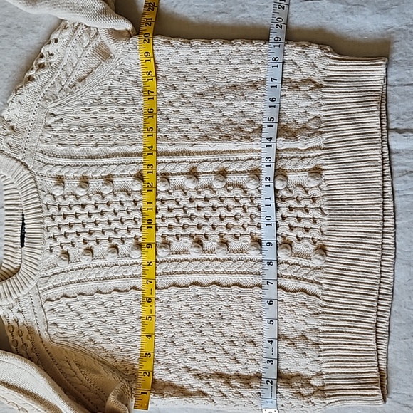 J.Crew Cream Lambswool Blend Sweater Popcorn Cable Knit Size Medium - Picture 8 of 13